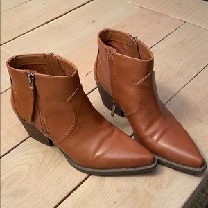 Circus by Sam Edelman Whistler Booties